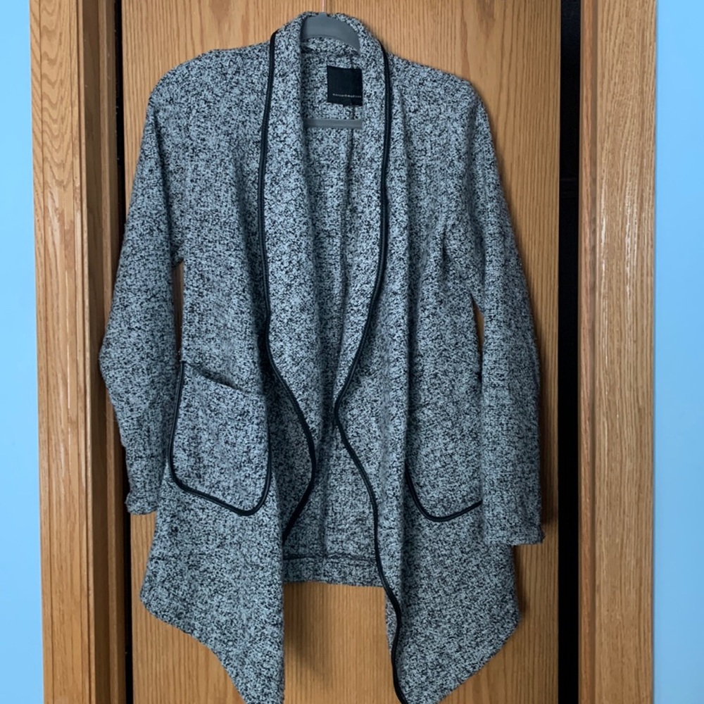 NWOT Mercer & Madison coat Or Cardigan with faux leather detail Size Small